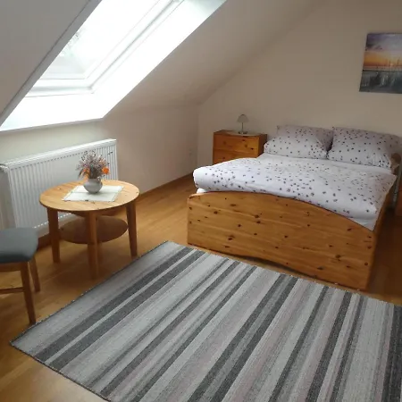 Dieckmann Apartment *